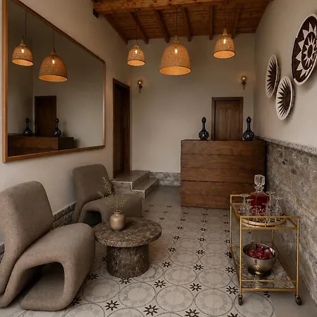 Voyage House In The Countryside Polen Turan